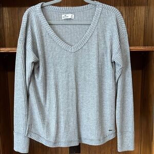 Hollister Heather Gray V-Neck Ribbed Sweater